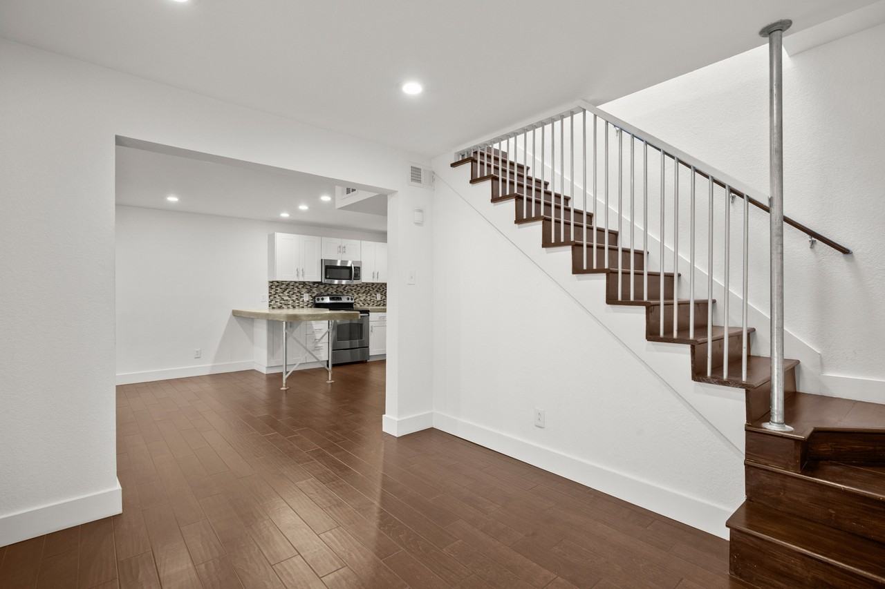 1101 Shoal Creek Blvd #15 - Photo 3 of 22