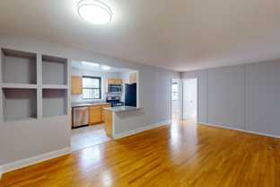 301 East 47th Street #14J - Photo 1 of 1