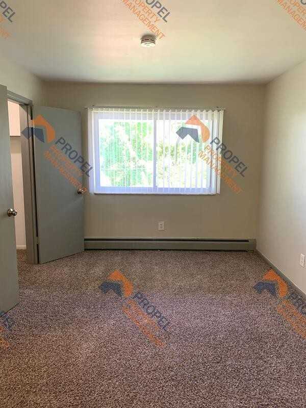 500 N Liberty St - Photo 6 of 9