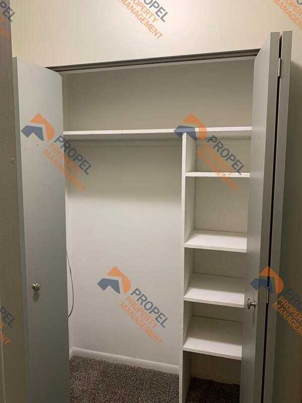 500 N Liberty St - Photo 7 of 9