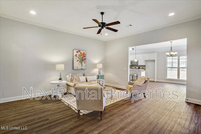 110 Harvey Cir - Photo 6 of 10