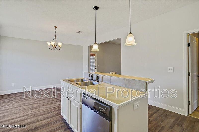 110 Harvey Cir - Photo 7 of 10