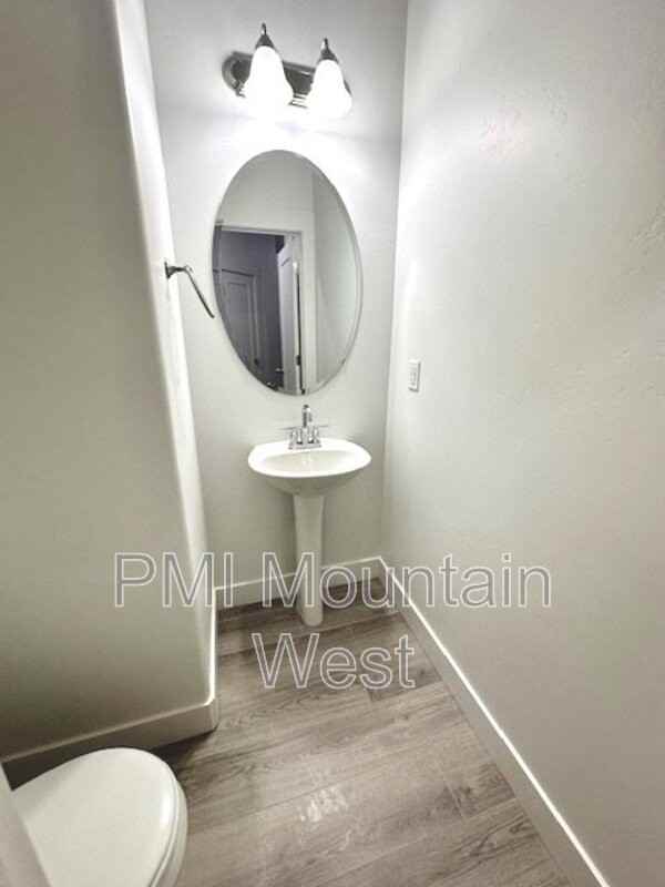 4924 E Breezy Patch Rd - Photo 6 of 26