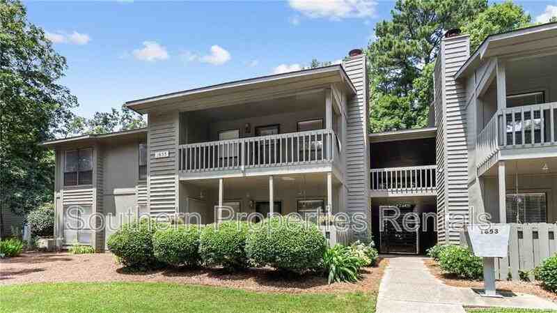 1853 Tryon Dr - Photo 6 of 6