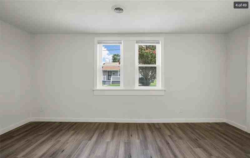 731 Cameron St #2 - Photo 4 of 49