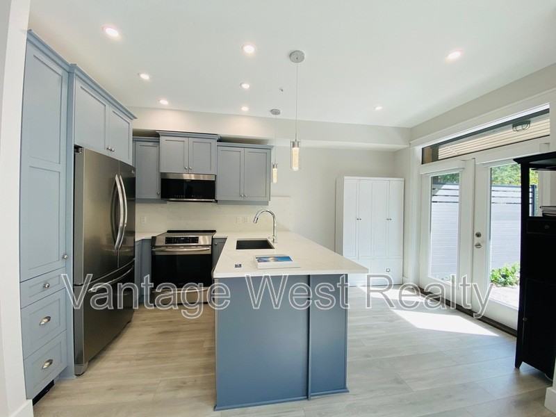 101 Longspoon Dr - Photo 3 of 22