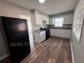 2237 Vermont St #2W - Photo 1 of 1