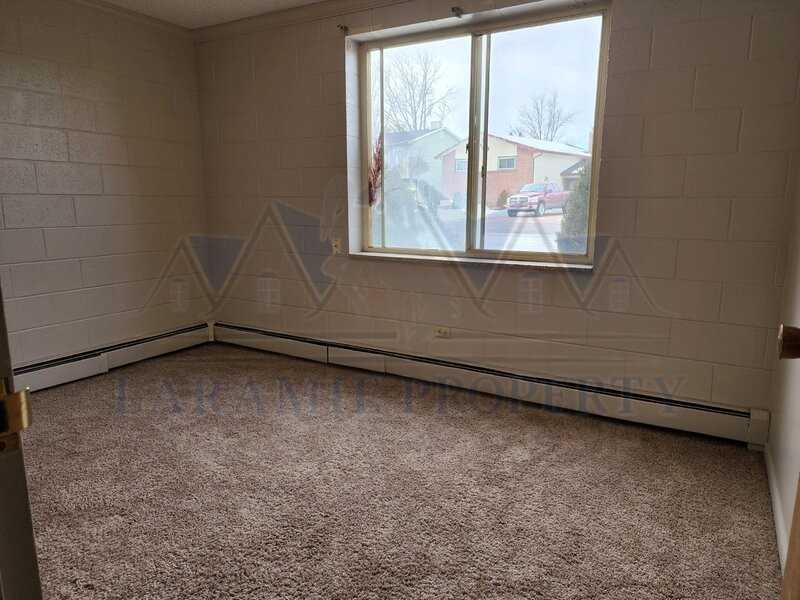 405 S 26th St #2 - Photo 5 of 11