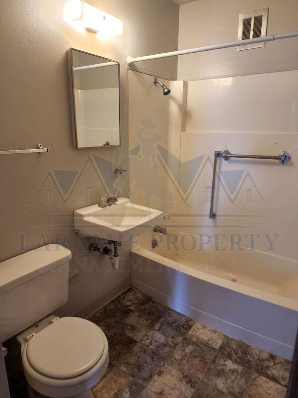 405 S 26th St #2 - Photo 7 of 11