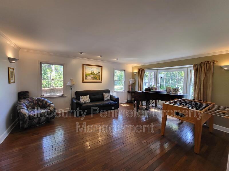 363 Indian Hills Trl - Photo 3 of 34