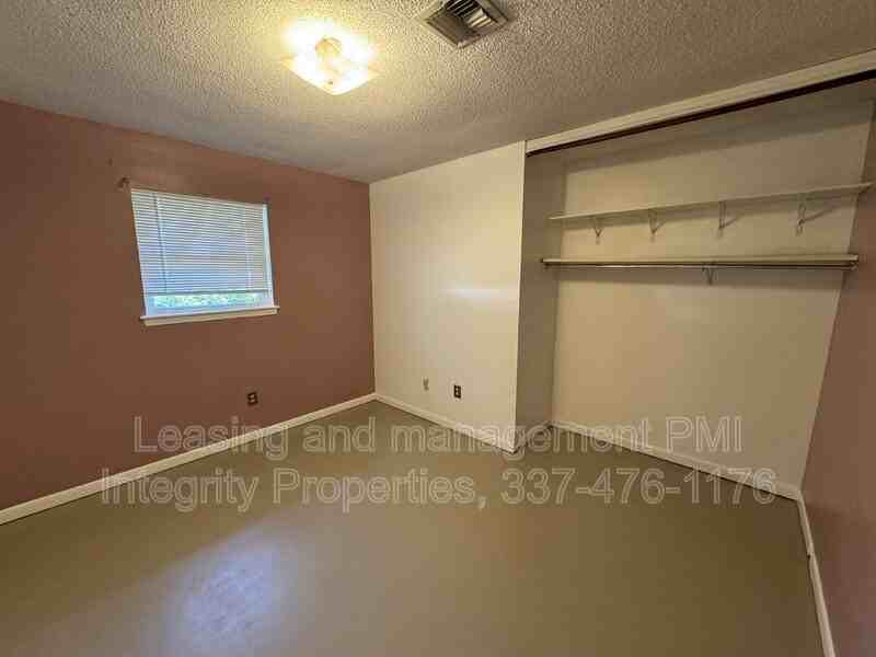 114 Damon Dr - Photo 6 of 14