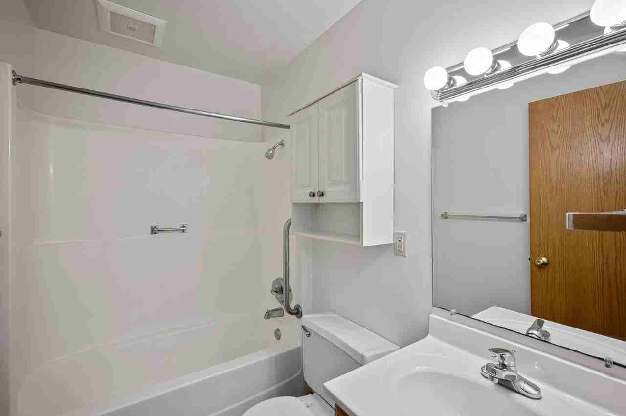 Birch Court Apartments - Photo 6 of 11