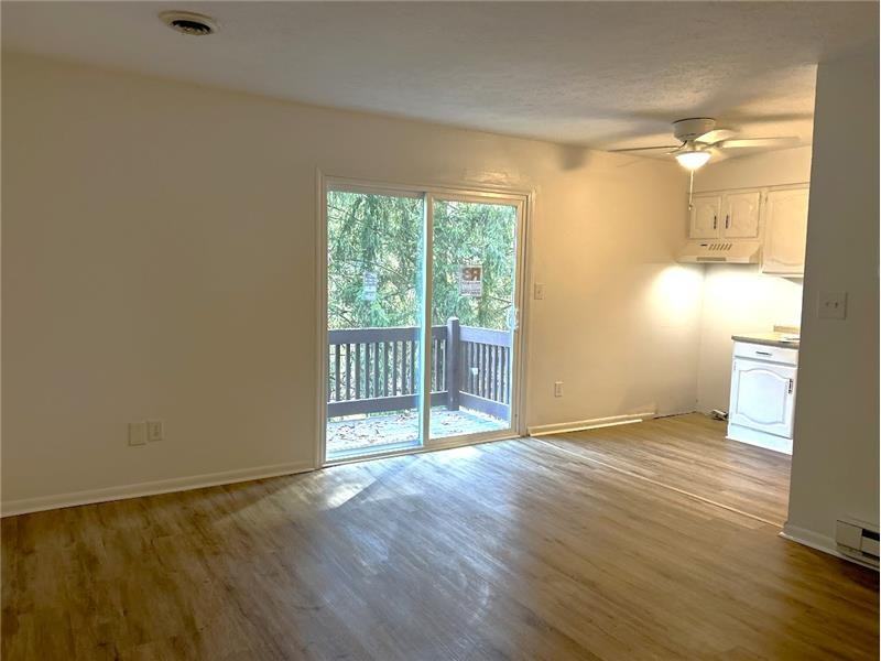 365 N 12th St #5 - Photo 4 of 10