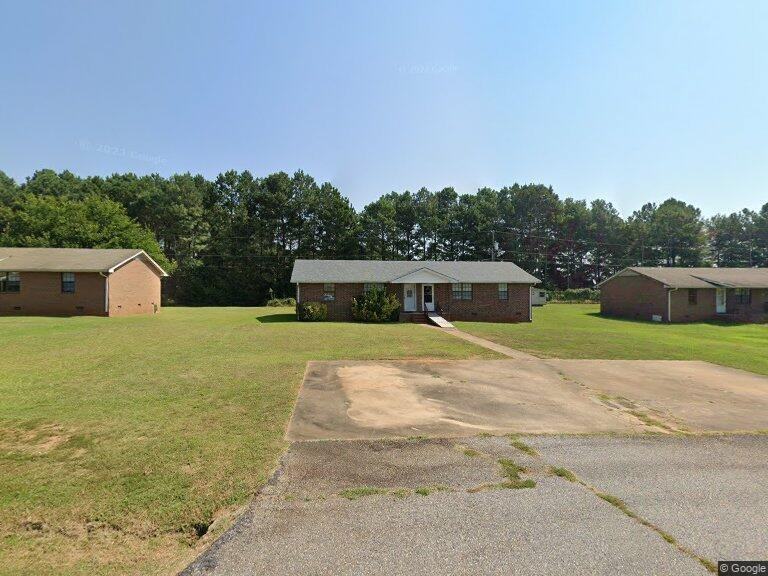 Beverly Hills - Photo 2 of 2