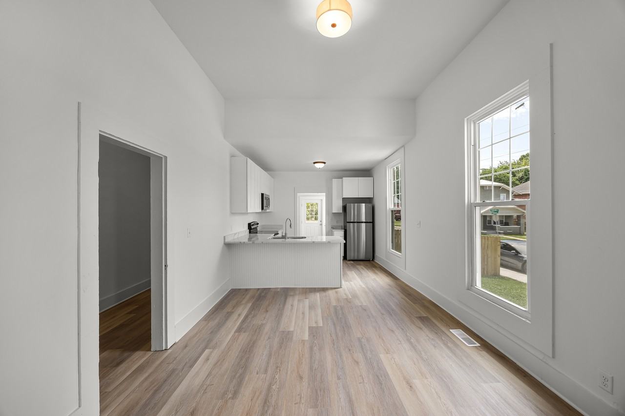 402 North Cumberland Street - Photo 3 of 19