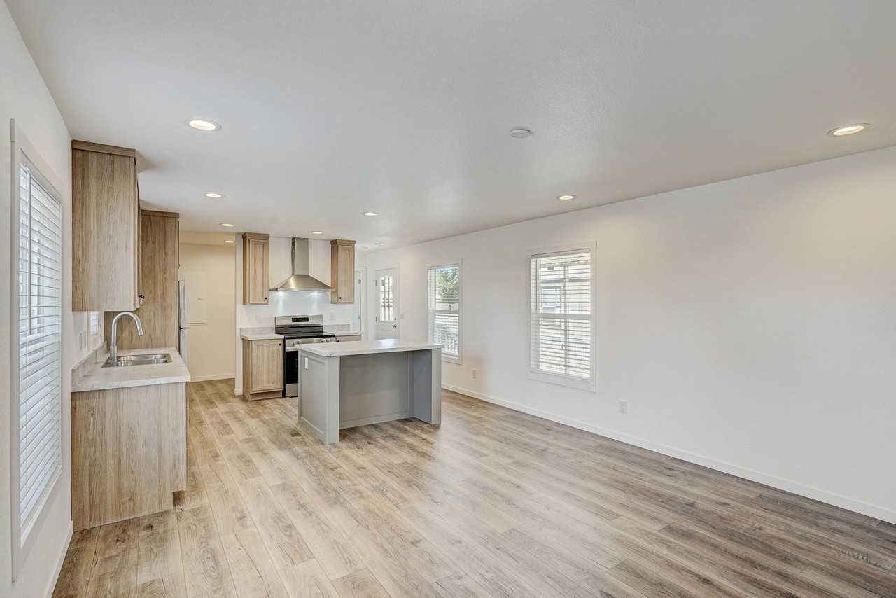 2627 S Lamb Blvd #294 - Photo 4 of 25