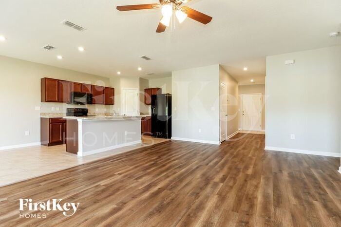 1283 Haines Dr - Photo 2 of 15