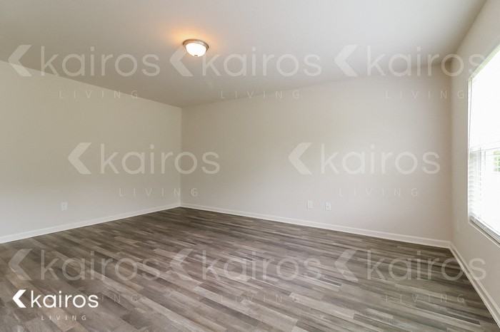 4008 Linwood Smith Ct - Photo 2 of 16