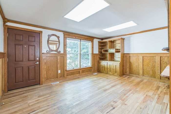 1111 San Angelo Dr - Photo 3 of 18