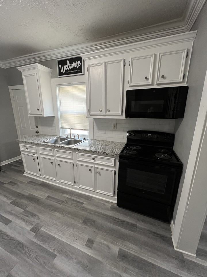 1619 Lafreniere St #1619 - Photo 2 of 19