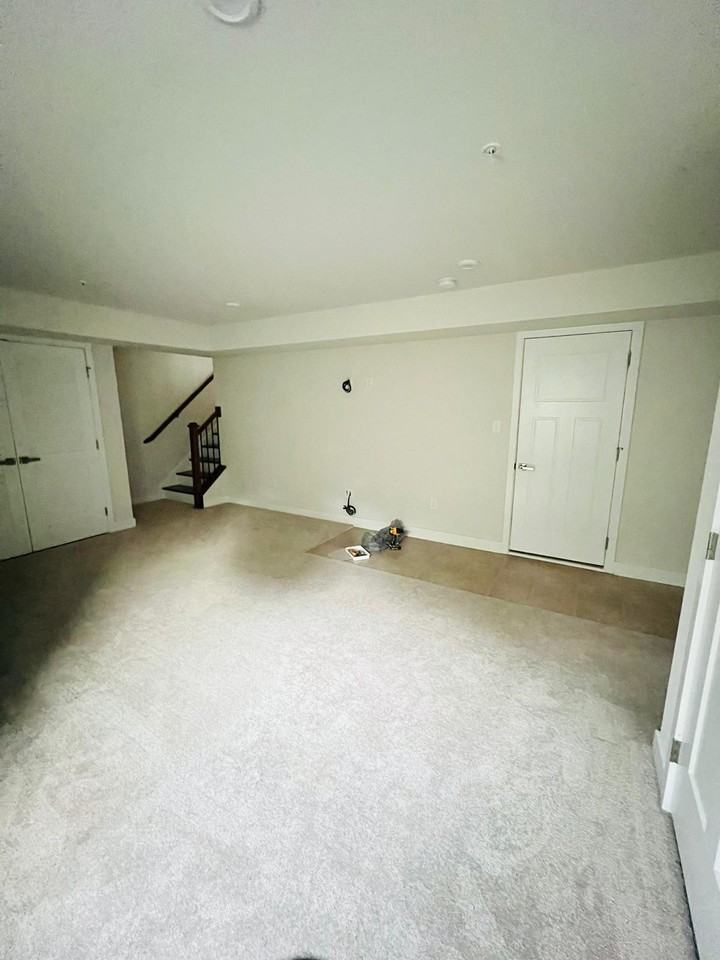 1303 Samuel Dr #1303 - Photo 6 of 12