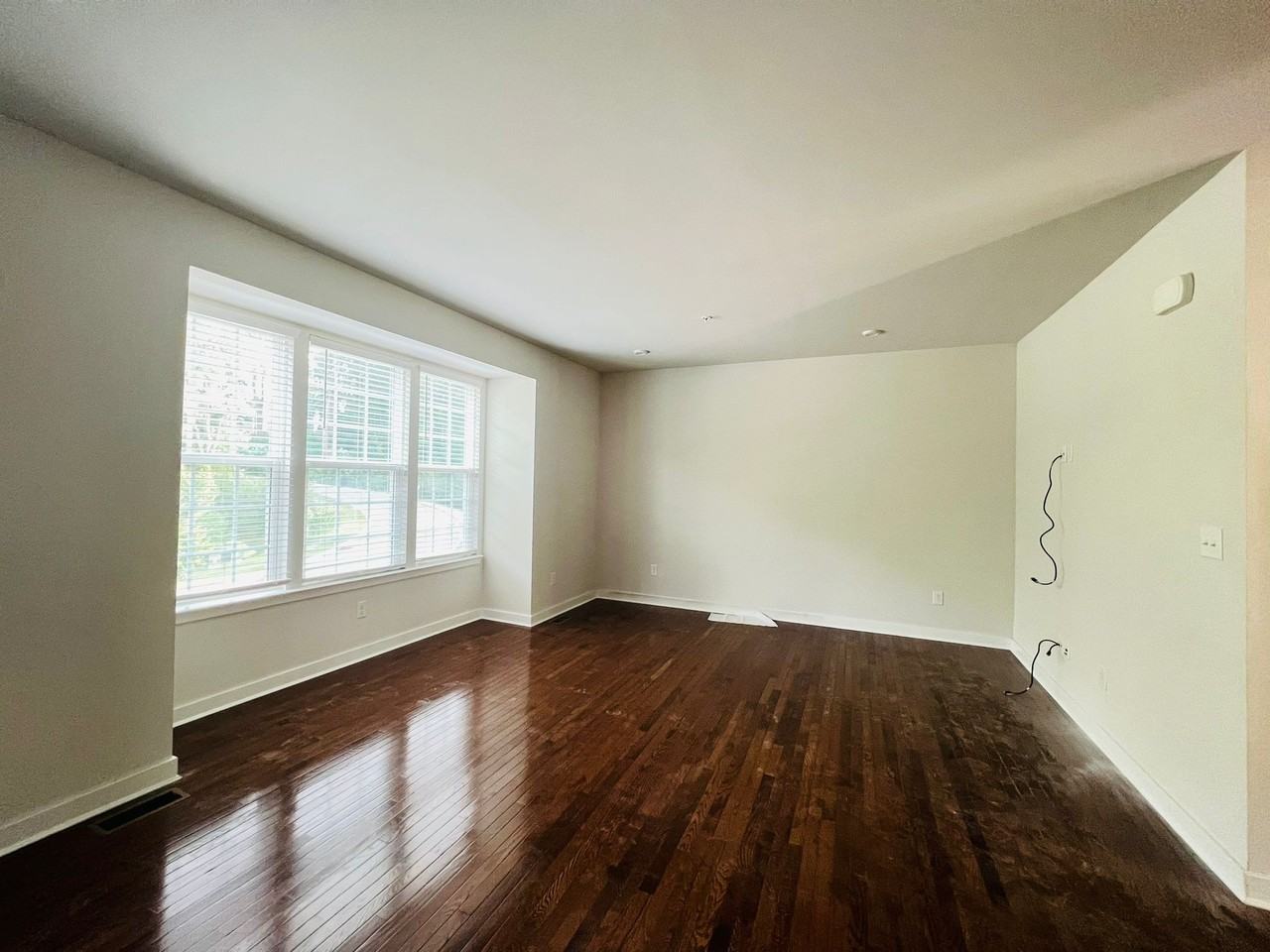 1303 Samuel Dr #1303 - Photo 7 of 12