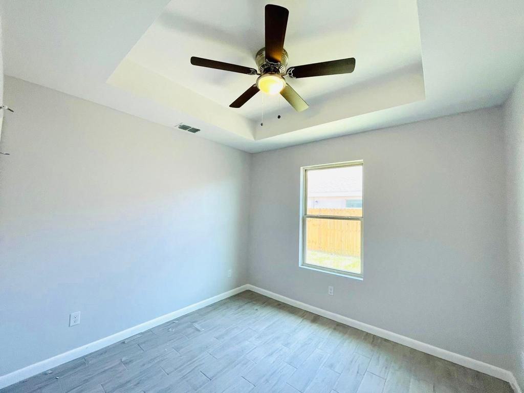3605 Fuerte Ave #1-2-3 - Photo 6 of 11