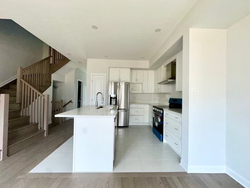 419 Silicon Way - Photo 3 of 14