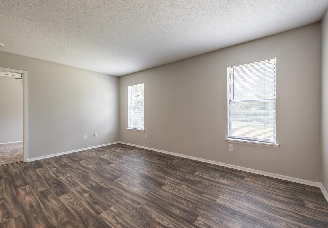 2050 Old Clinton Rd - Photo 6 of 12