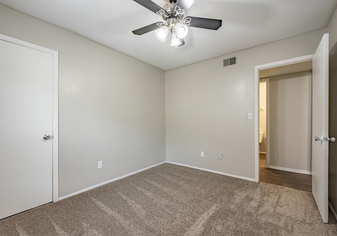 2050 Old Clinton Rd - Photo 2 of 12