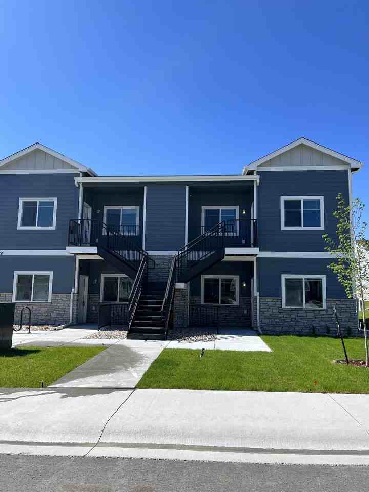 1431 Richard Martin Dr #101