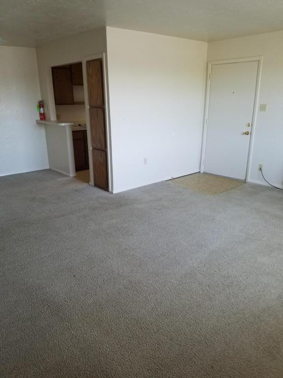 3148 Nw Cache Rd - Photo 4 of 10