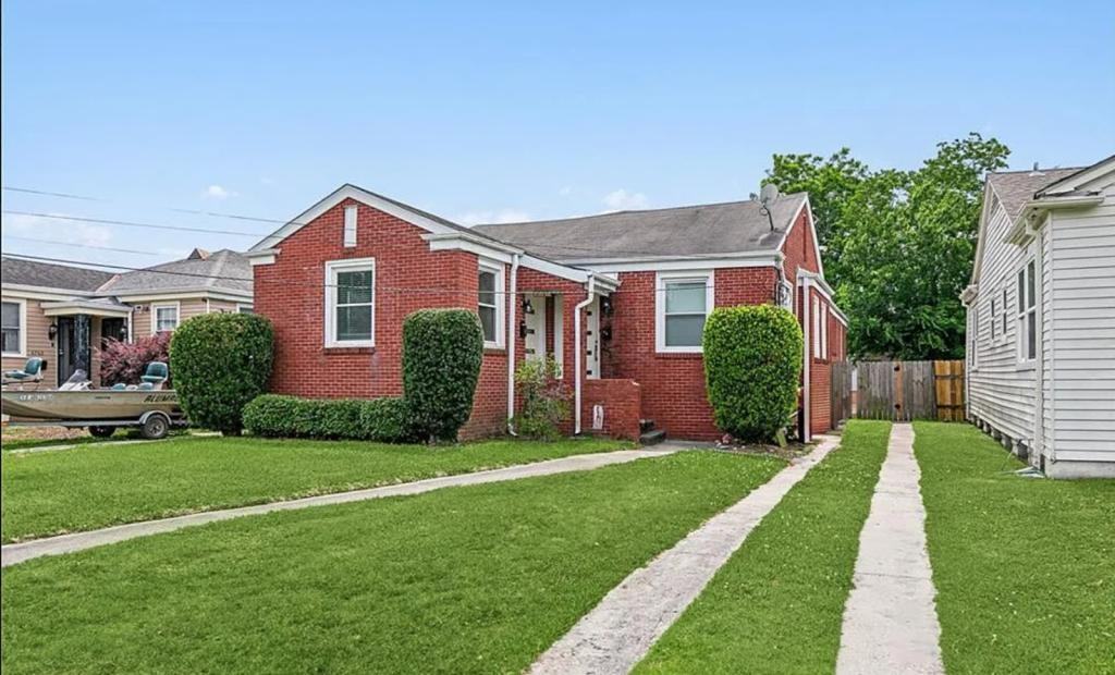 4766 Marigny St - Photo 2 of 24