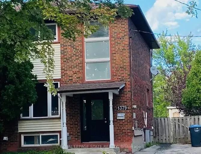 1379 Freeport Dr - Photo 2 of 19