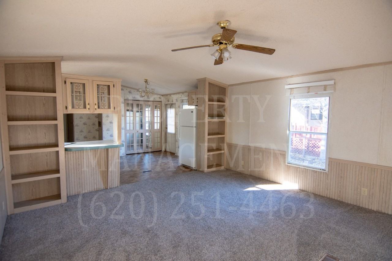 3607 -27 Glendale Estates - 3607 Page Place - Photo 2 of 24