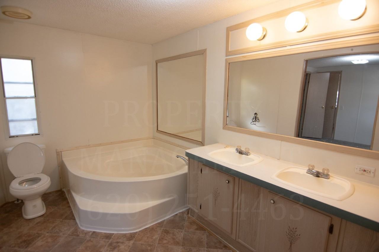 3607 -27 Glendale Estates - 3607 Page Place - Photo 3 of 24