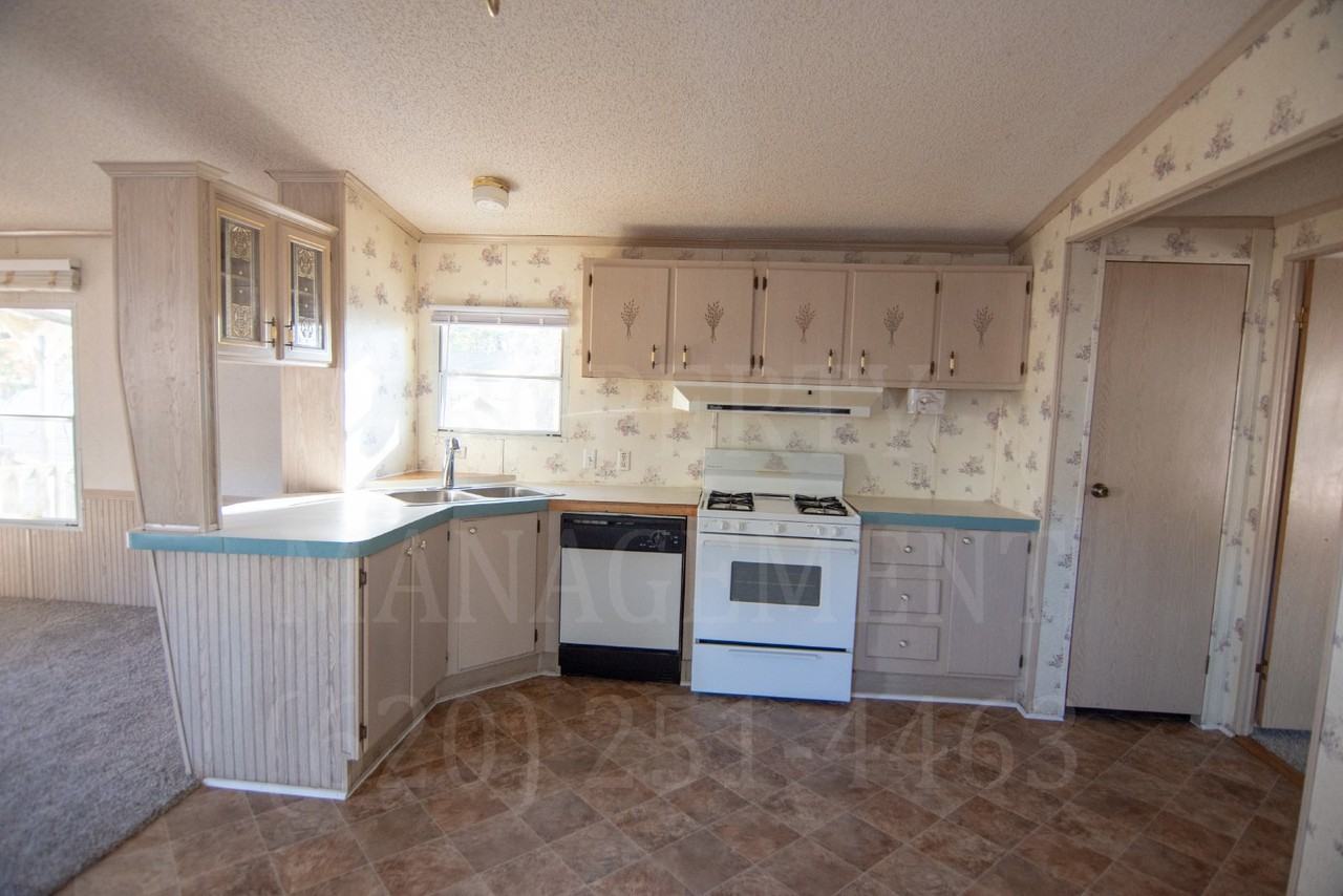 3607 -27 Glendale Estates - 3607 Page Place - Photo 4 of 24