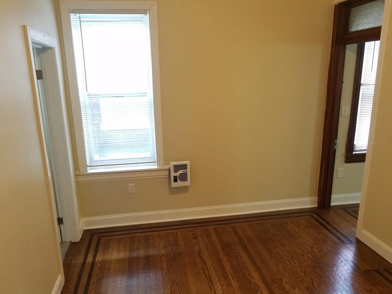 1227 W Allegheny Ave #3R - Photo 6 of 17