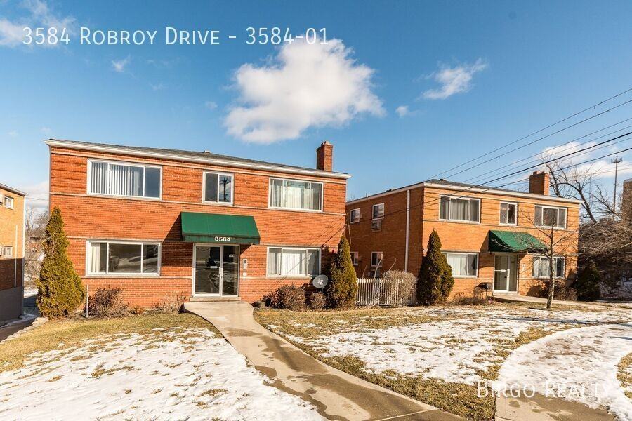 3584 Robroy Dr #3584-01 - Photo 3 of 29