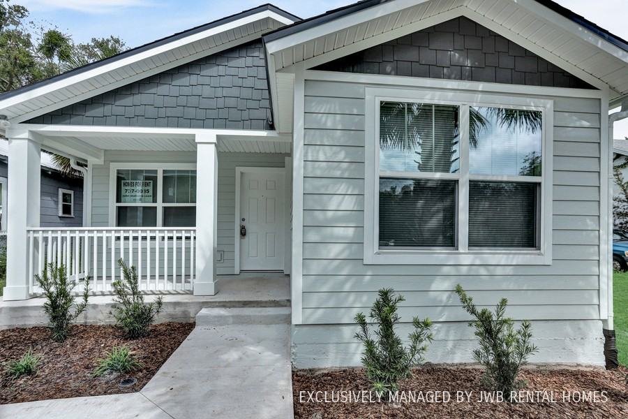 919 W 17th St - Photo 3 of 19