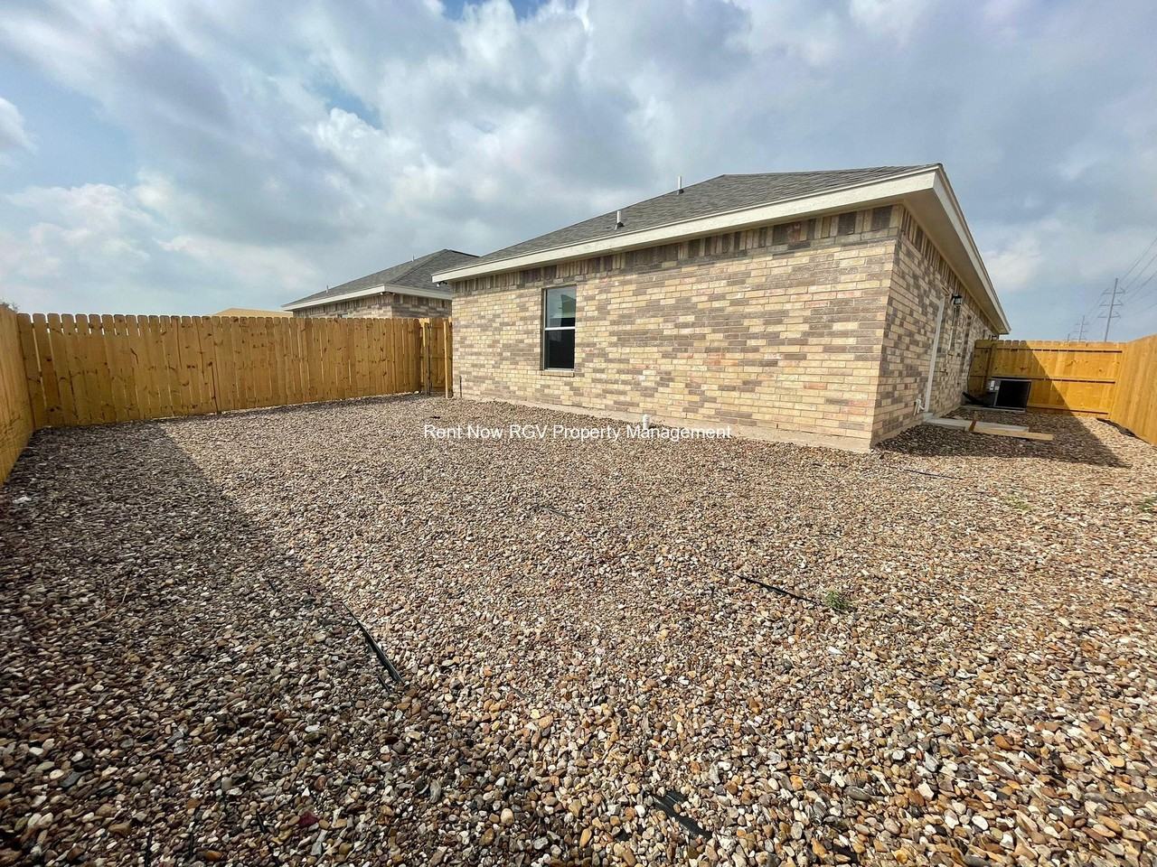 5106 N Hiawatha Dr #1 - Photo 3 of 9