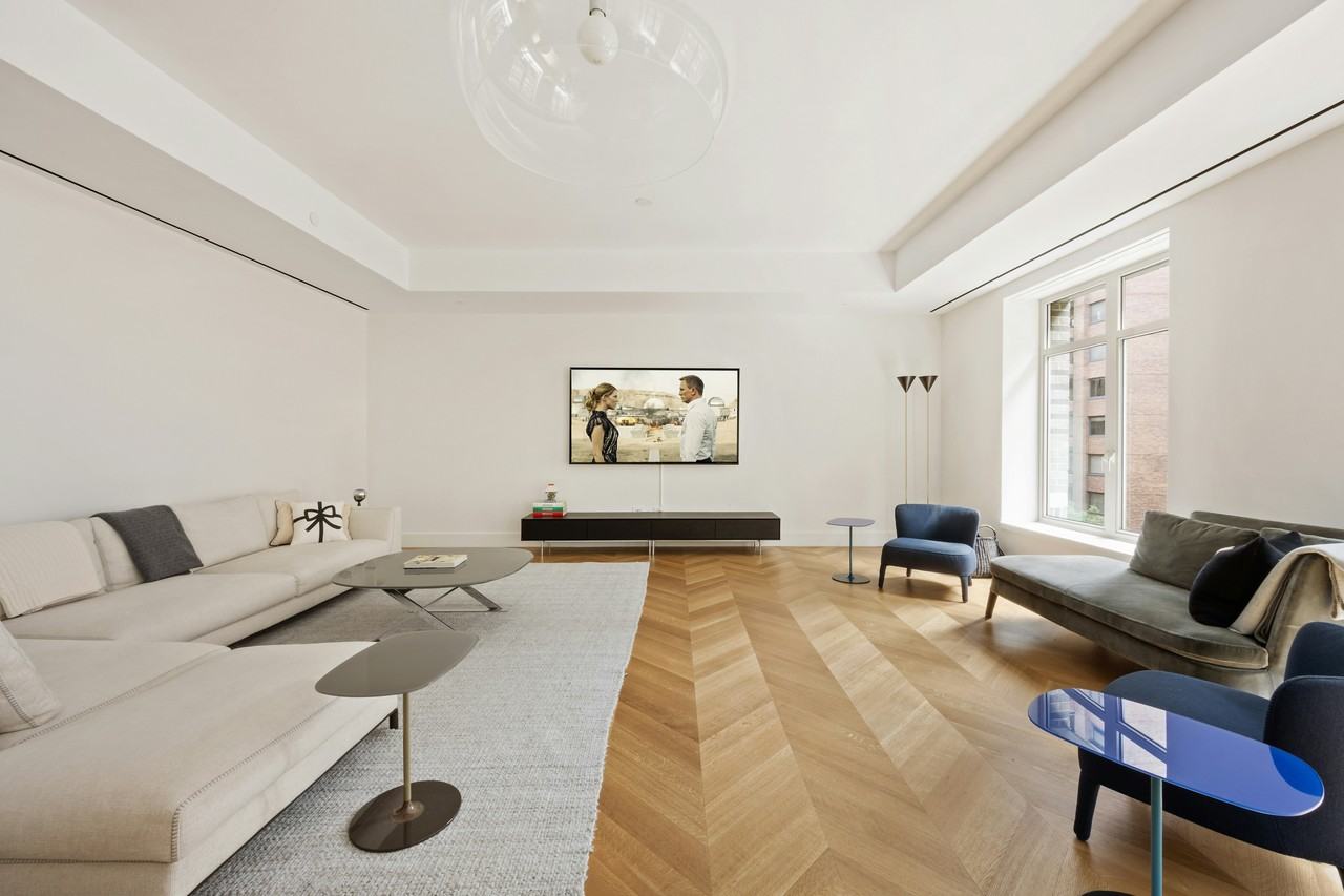 1228 Madison Ave #4 - Photo 2 of 11