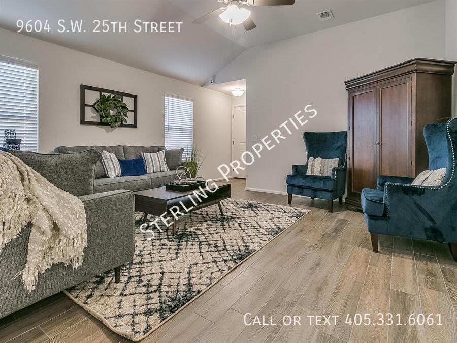 9604 Southwest 25th Street - Photo 3 of 40