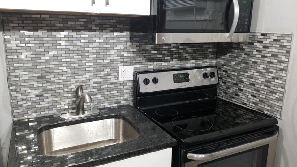 421 College Avenue, Unit 204 - Photo 3 of 8