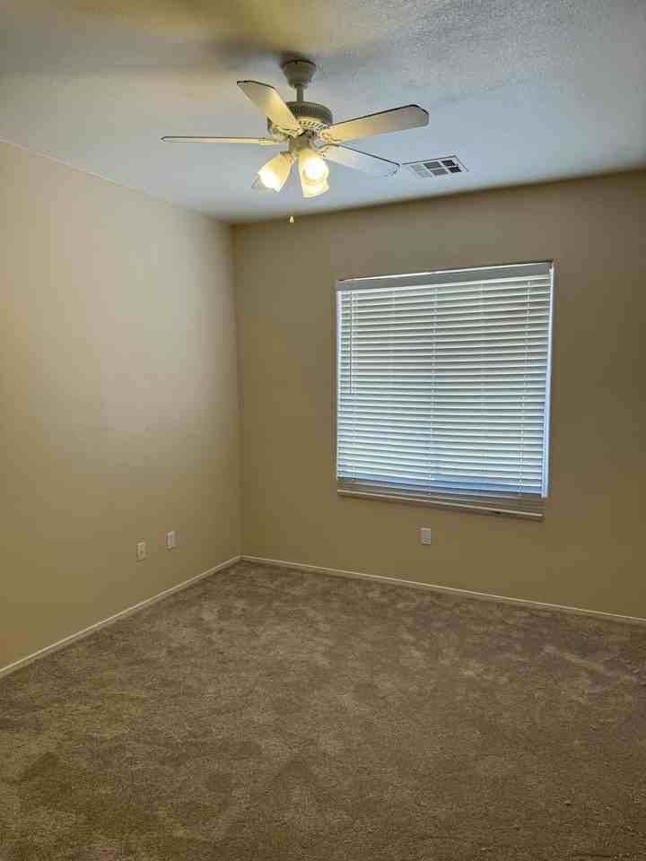 5328 Crestpoint Watch Court - Photo 5 of 11