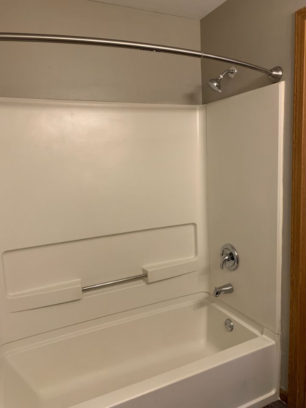 1367 Picadilly Ln - Photo 3 of 6