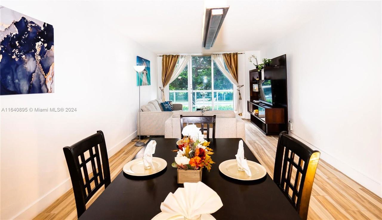 19370 Collins Ave #125 - Photo 2 of 8