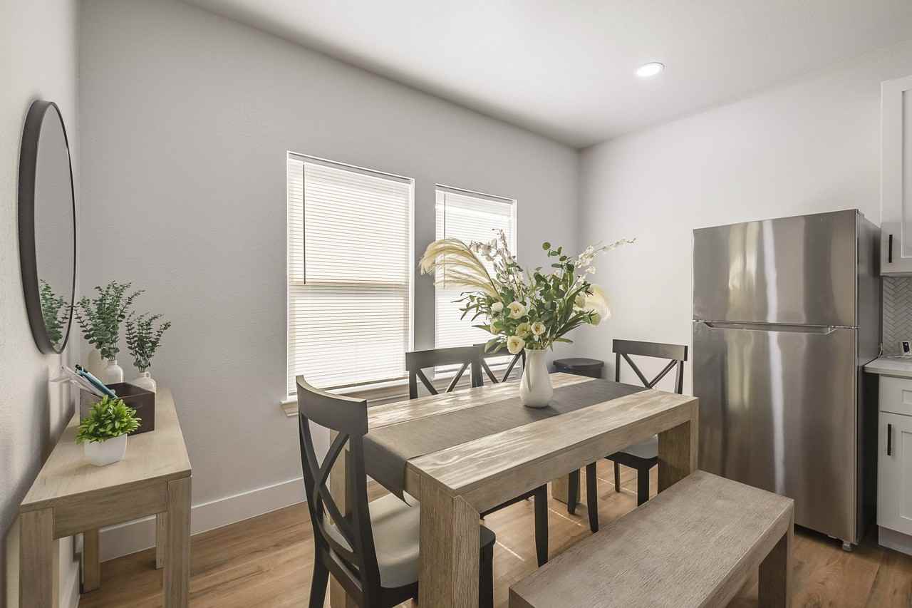 N Kramer Dr - Photo 4 of 10