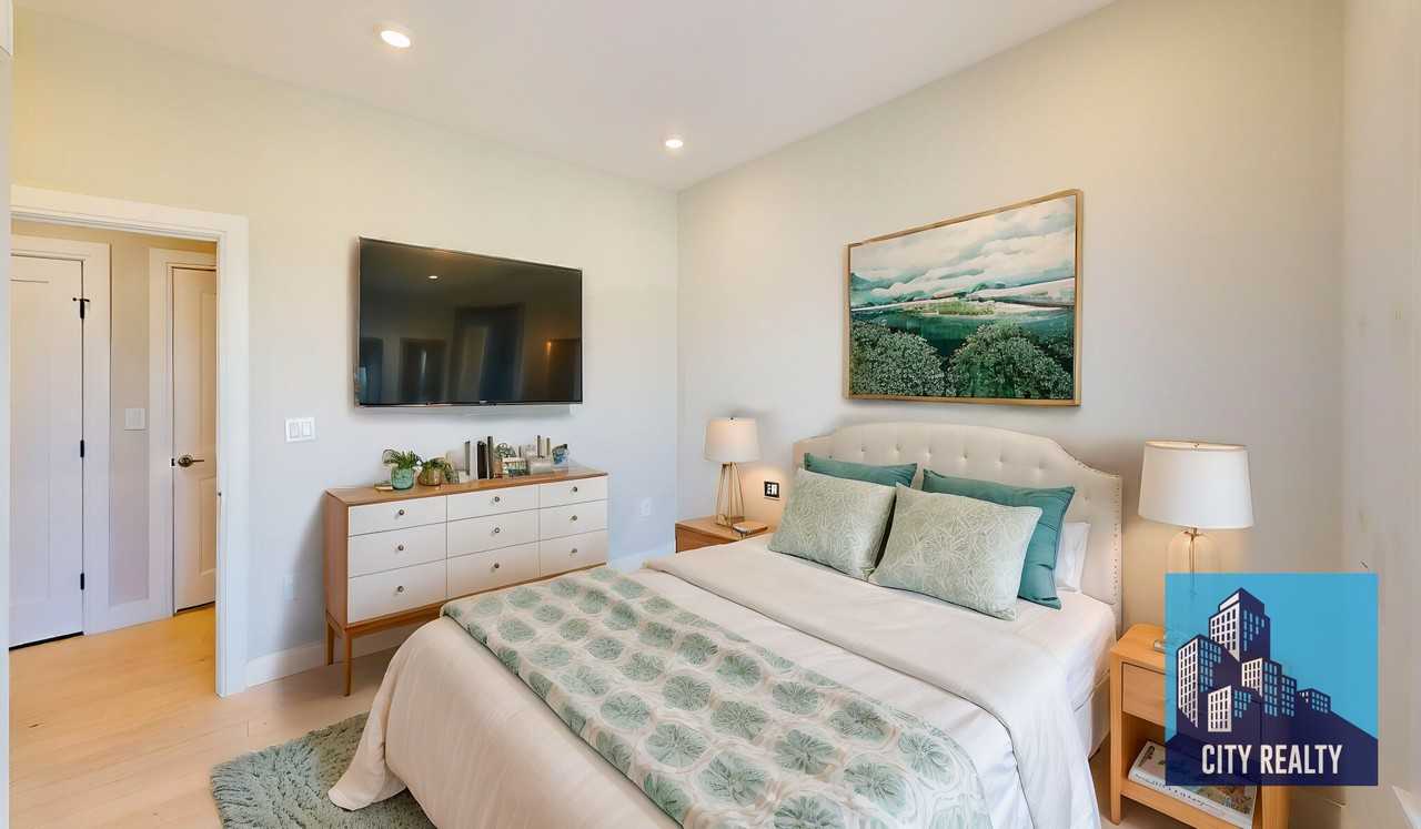 200 Green St #207 - Photo 2 of 10
