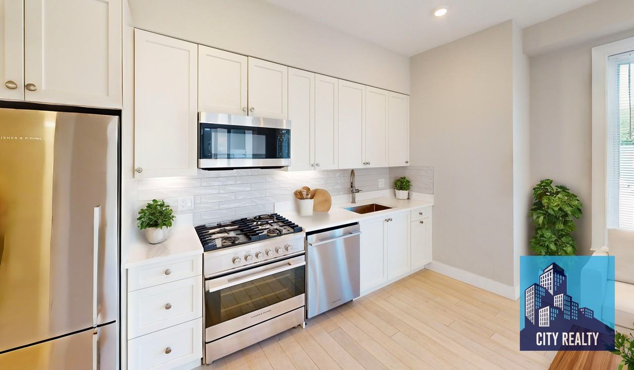 200 Green St #207 - Photo 4 of 10